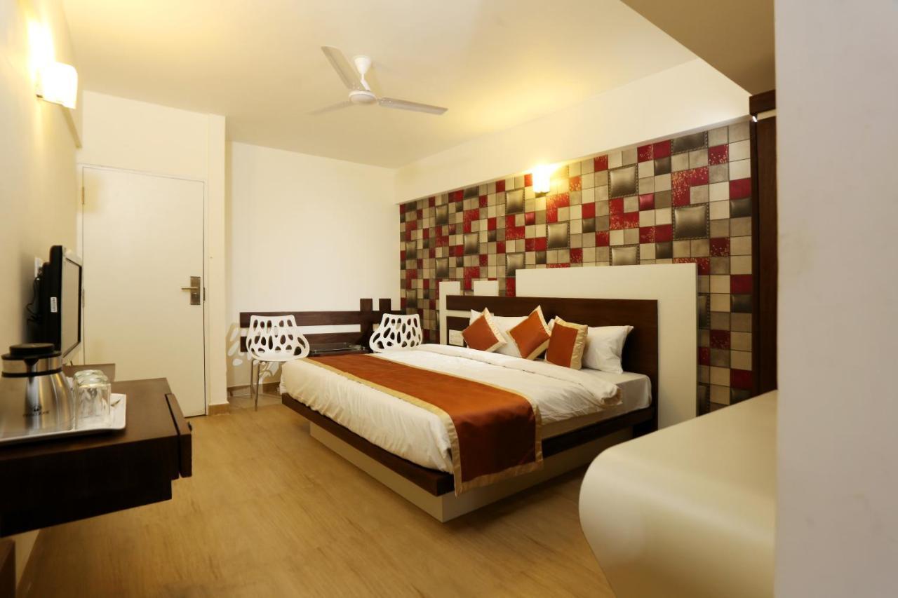 Moriz Inn Mysore Exterior foto